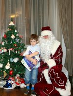 Child meeting Ded Moroz